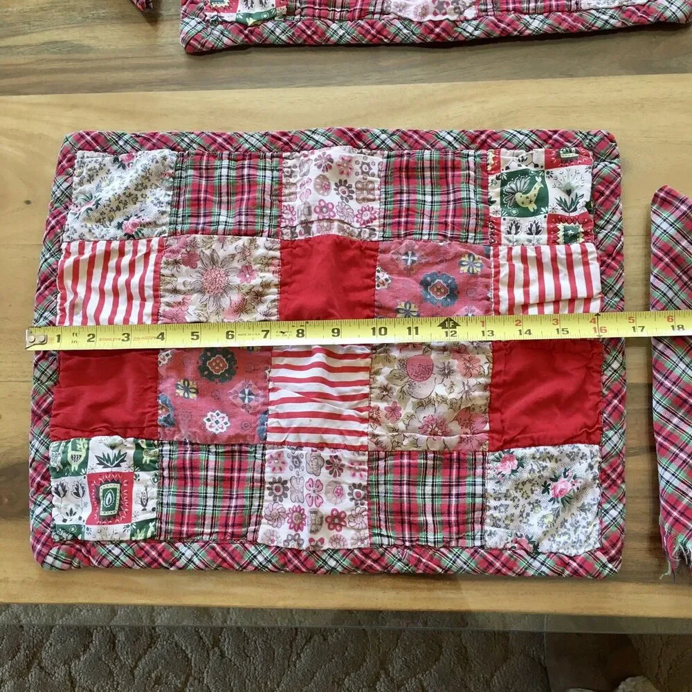 Set of 4 Vintage patchwork placemats with matching Napkins